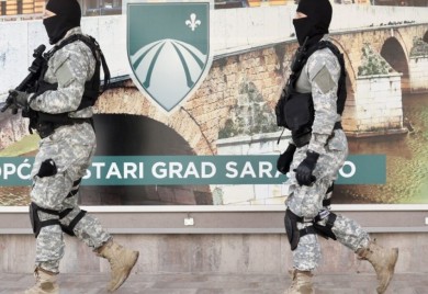 Detalji akcije “Start”: Među osumnjičenima načelnik opštine Stari grad Sarajevo, njegov sin uhvaćen na “Skaj” aplikaciji