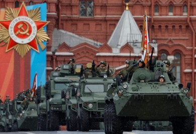 Pogledajte kako je izgledala velika parada u Moskvi (VIDEO)