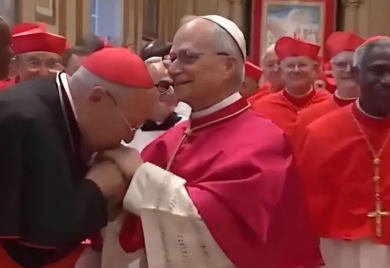 Presedan u Vatikanu: Prvi put objavljen snimak pape odmah nakon izbora