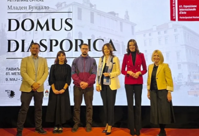 Venecijansko bijenale u znaku umjetnika Mladena Bundala, koji je predstavio izložbu "Domus diasporica"