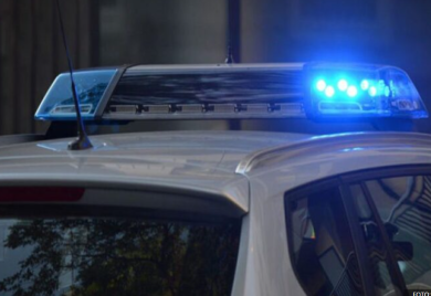 Stravičan pokušaj ubistva: Zaletio se kolima u bivšu djevojku, pa počeo da puca