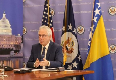 Marfi jasan: Novalić završio na crnoj listi zato što je korumpiran