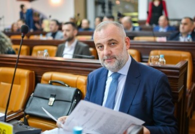 Milanović pokrenuo inicijativu: Gugo Lazarević dobija bistu za Dan grada