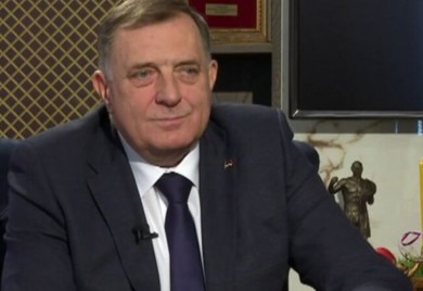 Dodik istakao da nije za secesiju, već za političke metode: “Strpljivi smo, mi ćemo to čekati”