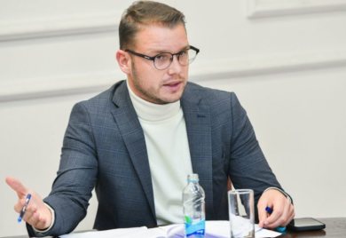 STANIVUKOVIĆ: Od svih loših kadrova, SNSD za predsjednika Skupštine grada izabrao najgoreg