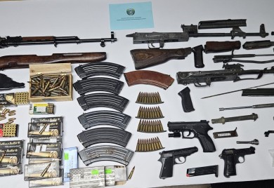 Pronađena veća količina oružja u Makarskoj