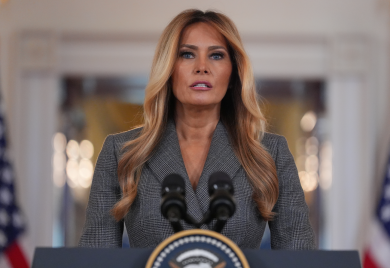 Melanija Tramp: Lažne glasine koje me povezuju sa Epstinom moraju da prestanu