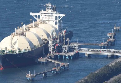 Katarski tanker sa gasom prošao kroz Ormuz, prvi izvoz od početka rata
