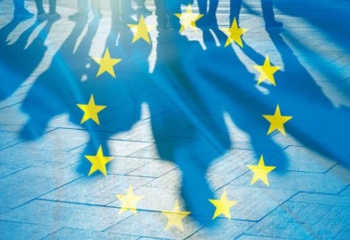 Evropa: Preregulisana, preoporezovana, u zaostatku