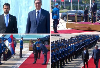 Vučić dočekao Milatovića ispred Palate Srbija