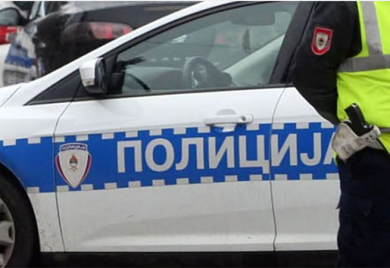 Muškarac uhapšen zbog prijetnji trojici policajaca