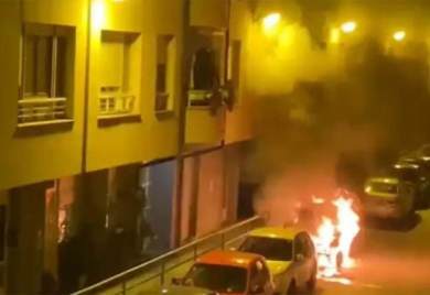 U Zagrebu eksplodirao hibridni automobil