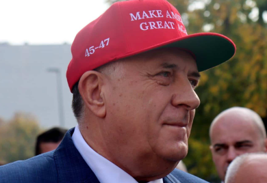 Ugledni britanski časopis o “MAGA uticaju” u BiH