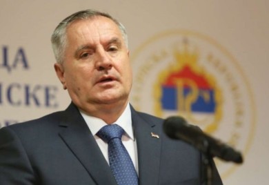 VIŠKOVIĆ: Vlada će odrediti visinu minimalca u 2023. godini prije isplate januarske plate