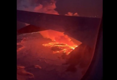 Da li će se život vratiti u normalu: Užarena lava spalila grad na Islandu VIDEO