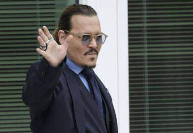 Dep zaradio milione od prodaje portreta poznatih ličnosti