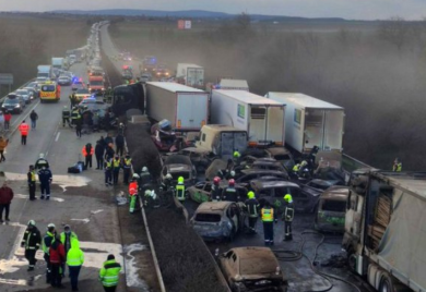 Lančani sudar 42 vozila kod Budimpešte: Automobili izgorjeli, desetine povrijeđenih (FOTO)