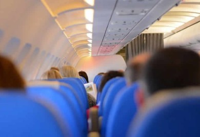 U bikiniju došla na aerodrom: Modelu sa Onlyfans-a zabranili da uđe u avion VIDEO/FOTO