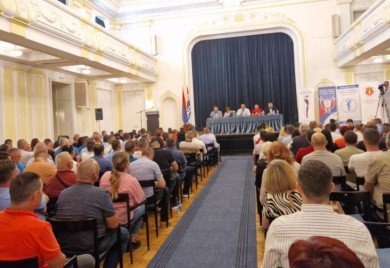 Zbog plata na ulice 29. septembra: Za sindikalce Vlada kao uspavana ljepotica