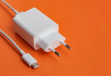 ​Sat počeo da otkucava: EU postavila zvanični rok za prelazak na USB-C standard