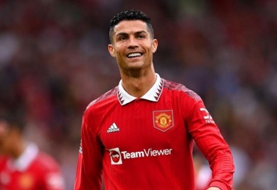 Ronaldo prodao Zlatnu loptu, a evo u šta je uložio dobijeni novac