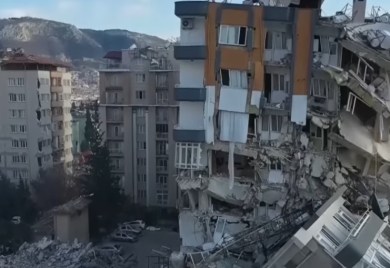 Skoro osam hiljada zgrada treba da bude srušeno nakon zemljotresa