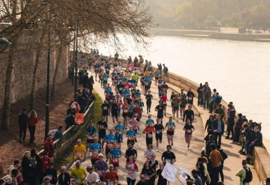 Počeo Pariski maraton – 60 hiljada učesnika na startu