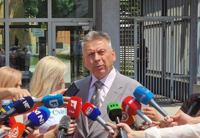 Odbrana Dodika traži izuzeće sudija, ročište odgođeno