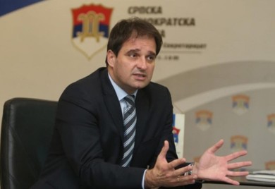 Govedarica: Povucite sporni zakon ili napuštamo skupštinu