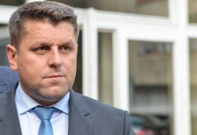 Duraković: Dodik mi nije šef, sastaću se sa Šmitom u Banjaluci