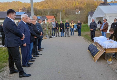 Sahranjena Joka Milovanović: Majka tri poginula borca Vojske Republike Srpske