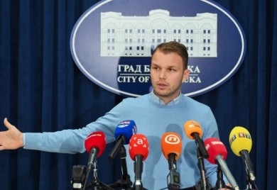 Stanivuković: Joldžićeva donosi odluke bez konsultacija sa Gradom