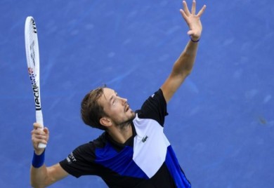 Šou Medvedeva: “Piškiću sporo kao što je ovaj teren"