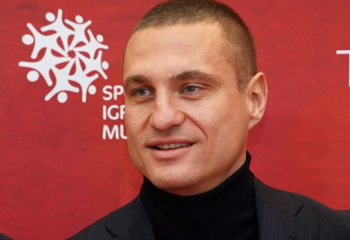 Nemanja Vidić odustao od kandidature