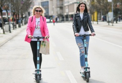 POZNATA CIJENA: Sat iznajmljivanja gradskih trotineta 15 KM
