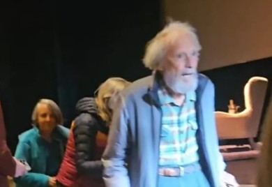 Legendarni Clint Eastwood se nakon dužeg vremena pojavio u javnosti, izgleda odlično za svoje godine