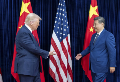 Tramp sa Huangom stigao u Peking na razgovore sa Sijem o trgovini i tehnologiji