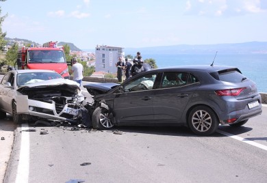 Težak udes kod Splita, više povrijeđenih (FOTO)