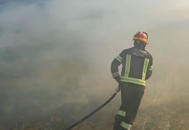 Borba sa vatrenom stihijom u Crnoj Gori još traje, stiže pomoć iz EU