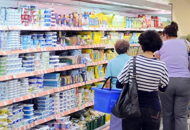 Građani BiH prelaze kod komšija u kupovinu