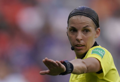 Prvi put u istoriji svjetskih prvenstava sudiće i žene