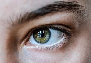 Trikovi kako da oblikujete obrve poput profesionalca