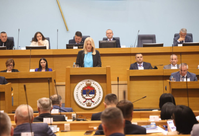 Narodna skupština RS podržala veto Cvijanovićeve