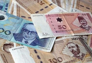 Oglasila se policija o krađi pola miliona KM iz marketa u Doboju