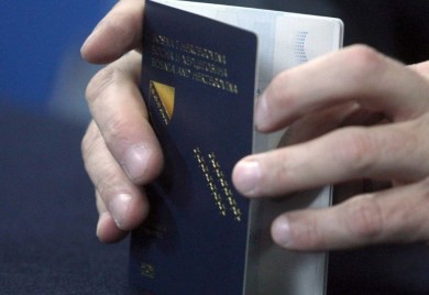 Ko sve ima pravo na diplomatski pasoš