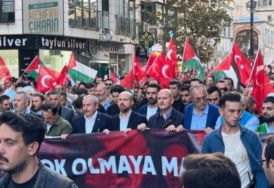 Erdoganov sin na propalestinskom maršu u Istanbulu