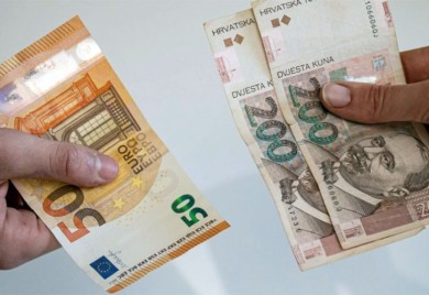Hrvatska nakon prelaska na evro: Građanima smetaju kovanice, cijene još uvijek preračunavaju u kunama