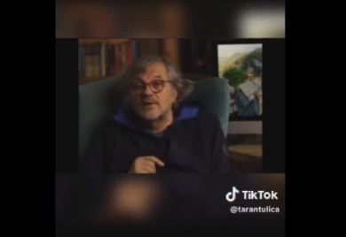 „Džiberski luciferluci Željka Mitrovića“: Emir Kusturica prozvao Željka Mitrovića za živo blato u kome se guši Srbija
