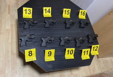 Policija u Subotici pronašla arsenal oružja u kući