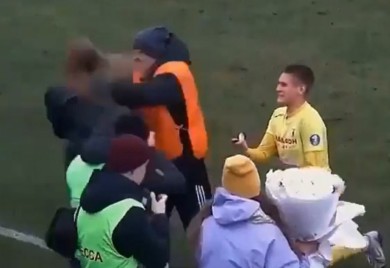 Redar izgurao djevojku fudbalera usred vjeridbe